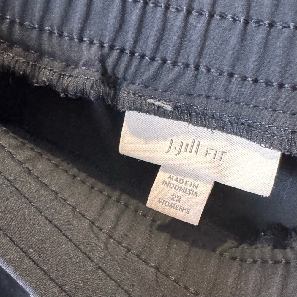 J. Jill Fit Women’s Black Pants - Picture 4 of 10